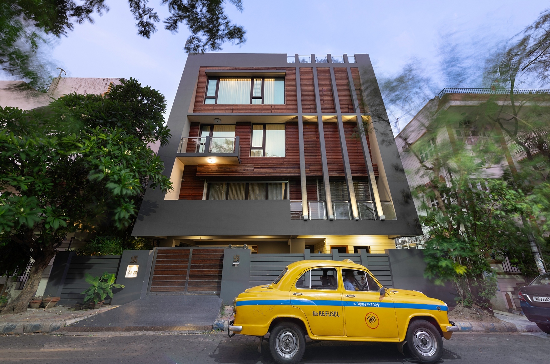 https://khamconsultants.co.in/wp-content/uploads/2025/08/skylight_house_rectangle_4.jpg